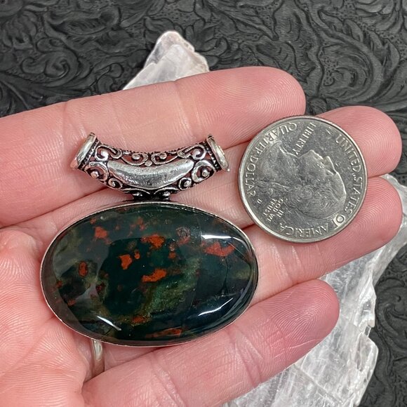 Heliotrope Bloodstone Pendant Stone Crystal Jewelry - Picture 6 of 6